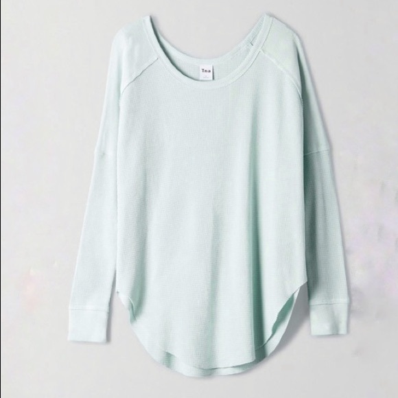 Aritzia Tops - TNA Alder Long Sleeve Baby Blue Curved Hem Tee